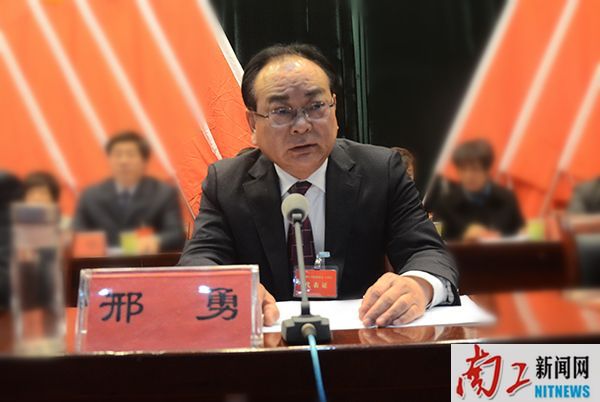 2017-03-10_181852_871809.jpg 开幕式 邢勇(刘章 党风).jpg