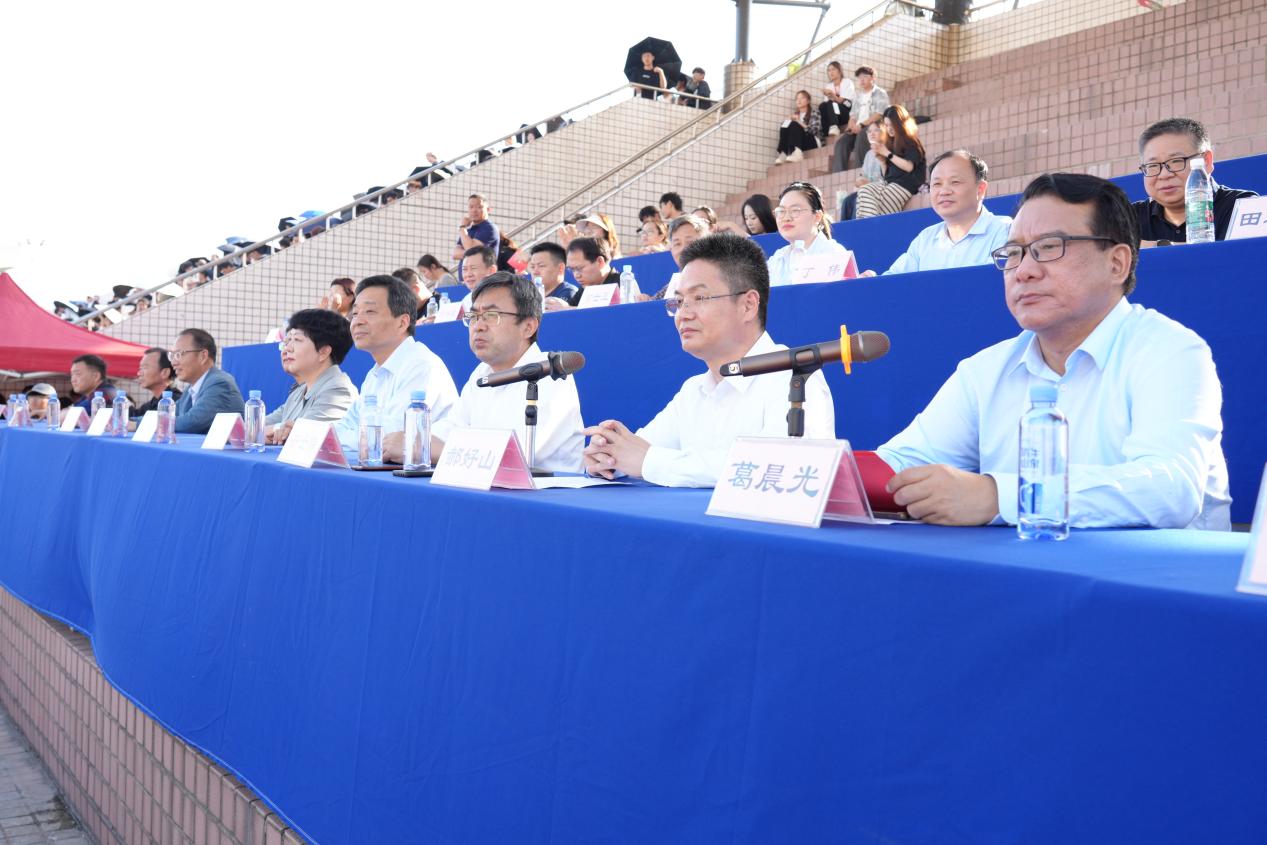 逐梦不止步 青春向未来  南阳理工学院第29届田径运...