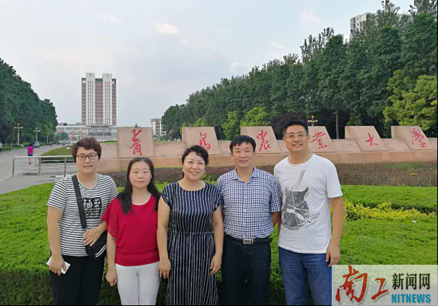 2017-08-14_172500_658846.png 2017-08-14_172500_658846.png