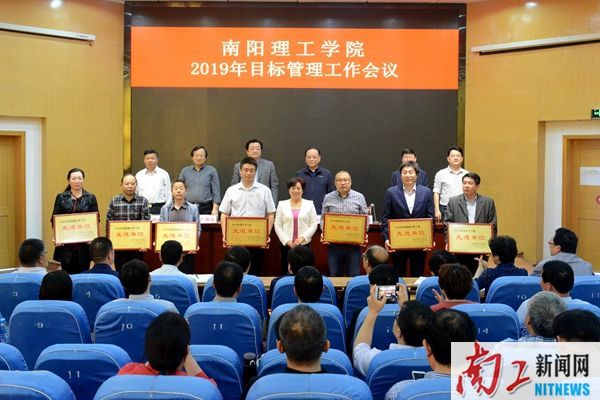 2019-05-11_094208_799390.jpg DSC_4076.JPG