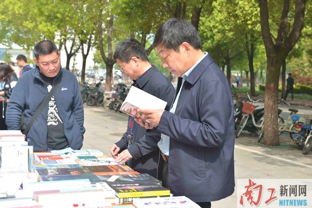 2019-04-25_155043_359749.jpg 2019042501.jpg